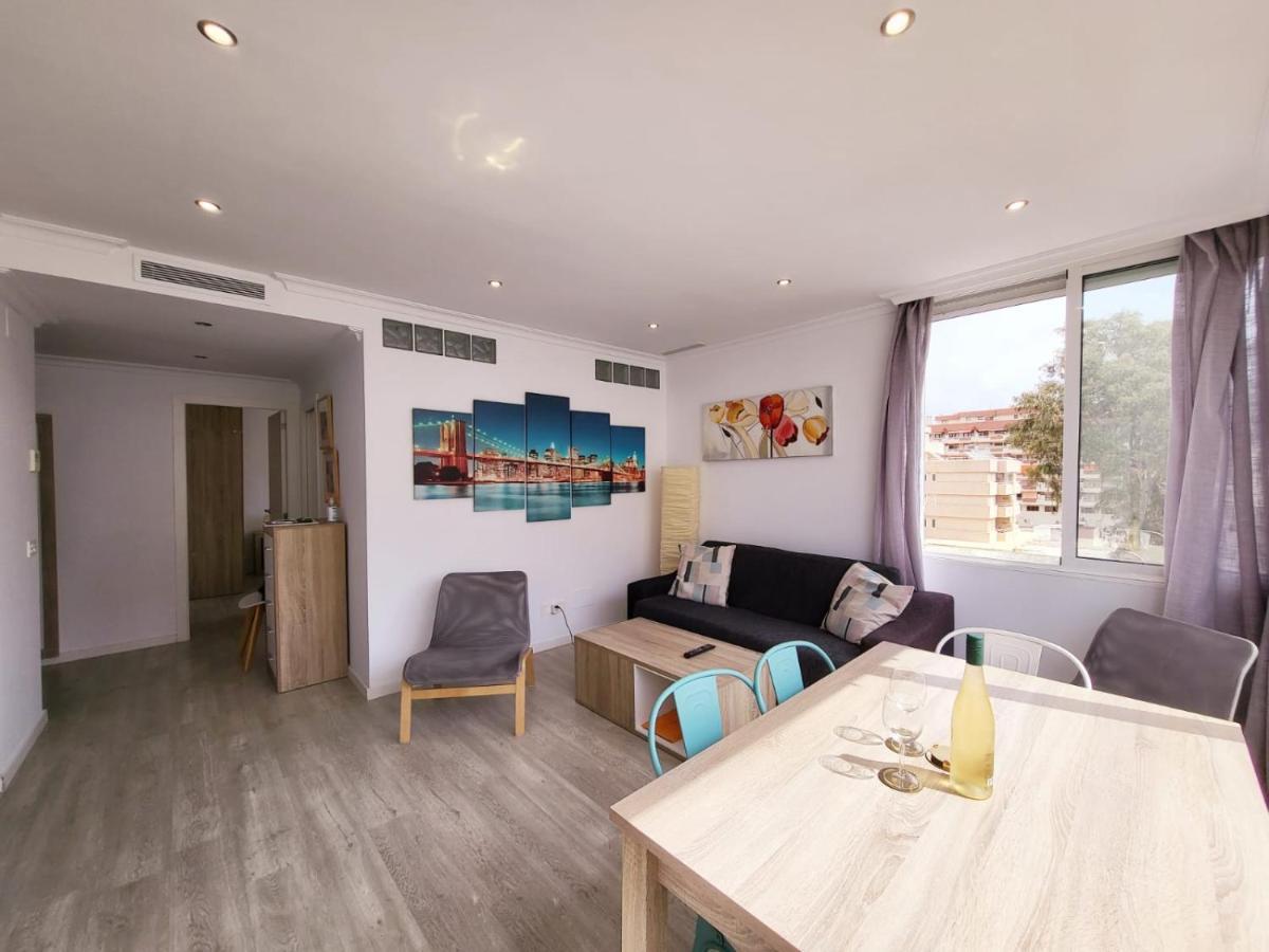 Stylish 3 Bedroom Penthouse In Marbella Centre With Large Pool Close To The Beach 외부 사진